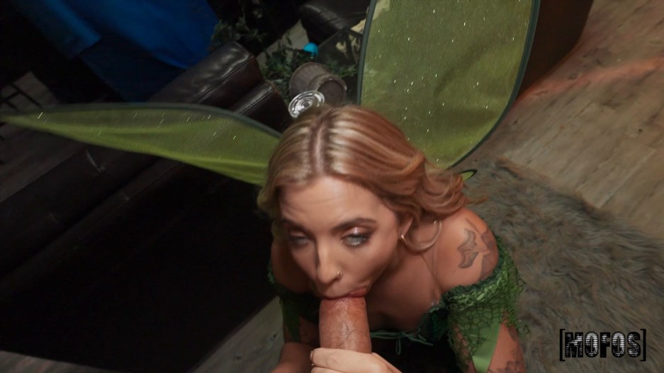 Let's Post It with Lola Cheeks in Tabletop Fantasy, Sexy Reality